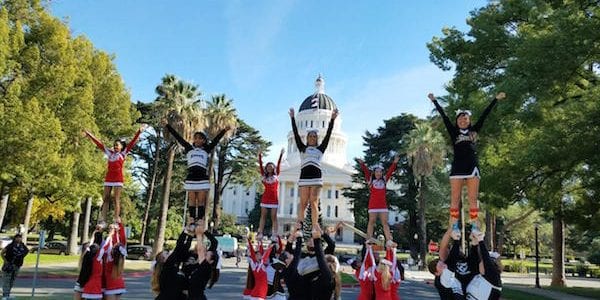 Sirens Lions Perform in Sacramento Santa Parade