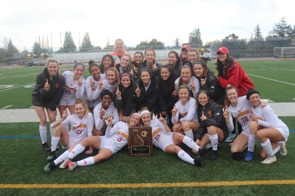 St. Francis Soccer Wins CIF State Northern California DII Regional Title