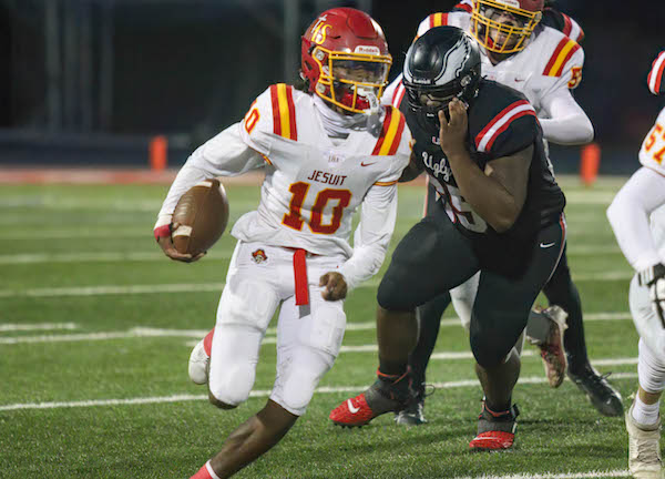 Jesuit Football, Quarterback, CJ Lee