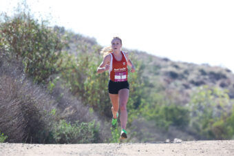 Chiara Dailey, Trey Caldwell seek third straight berths at cross country national finals from Foot Locker West Regional