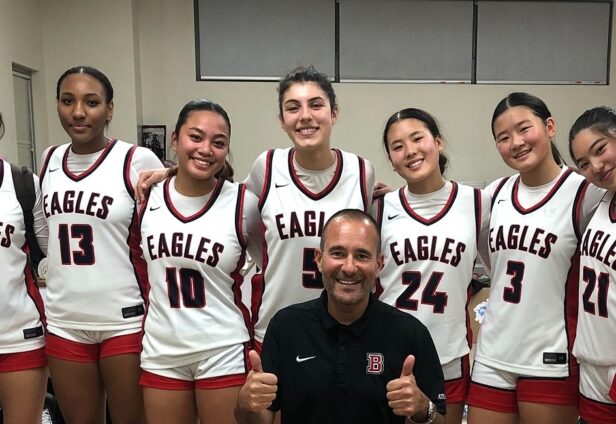 Brentwood girls basketball team relies on impressive third-quarter run in CIF-Southern Section Division 1 quarterfinals against Esperanza to reach fourth straight semifinal