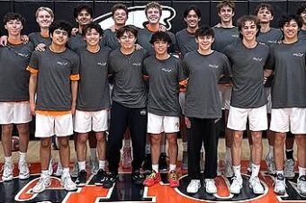 Huntington Beach boys volleyball team enjoys sweet home finale against Corona del Mar to secure rematch with Mira Costa in Southern California Regional Division 1 final