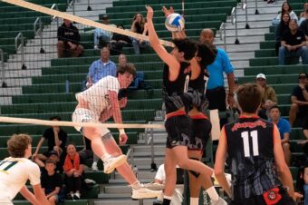 Memorable sweep for Mira Costa boys volleyball team against Huntington Beach in Division 1 Southern California Regional final