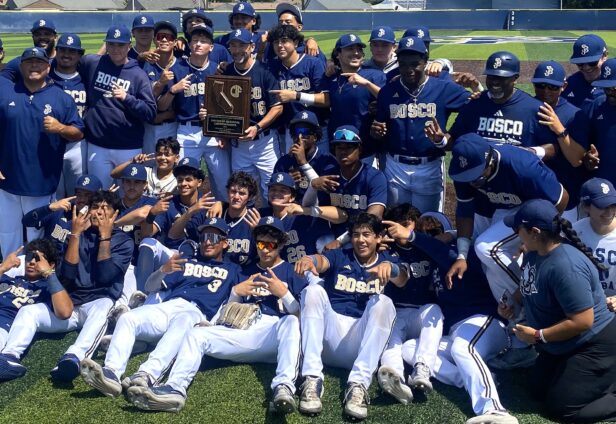 St. John Bosco celebrates second straight Southern California Regional baseball crown with 4-0 victory against Patrick Henry in Division 1 final