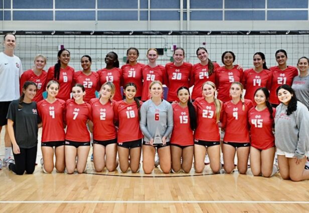 Mater Dei girls volleyball team reaches third straight CIF-Southern Section Division 1 final