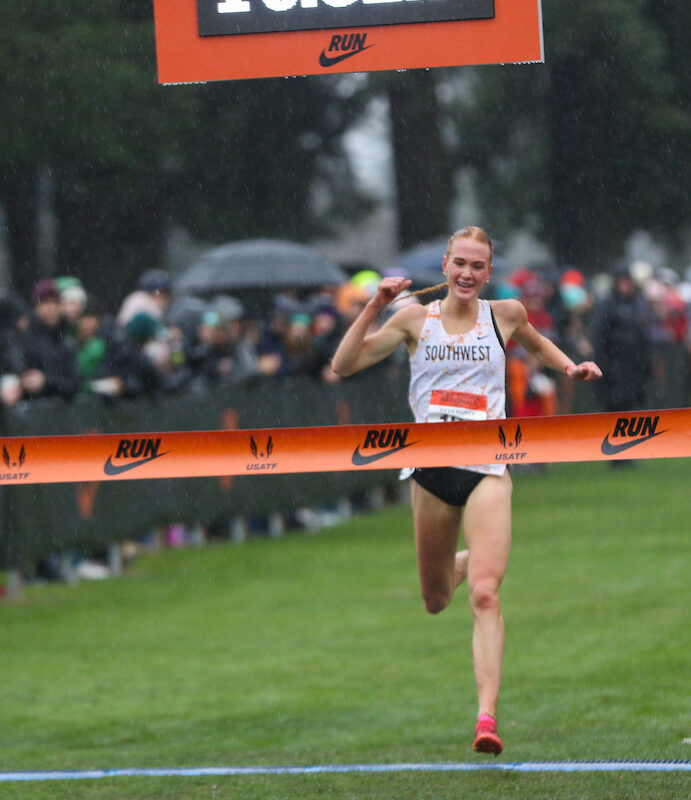 Jane Hedengren Runs Debut Collegiate 10,000m, Breaks NCAA Record